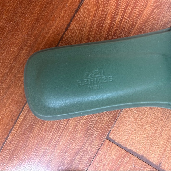 Hermes Oran green sandals, great condition!!! - Picture 11 of 12
